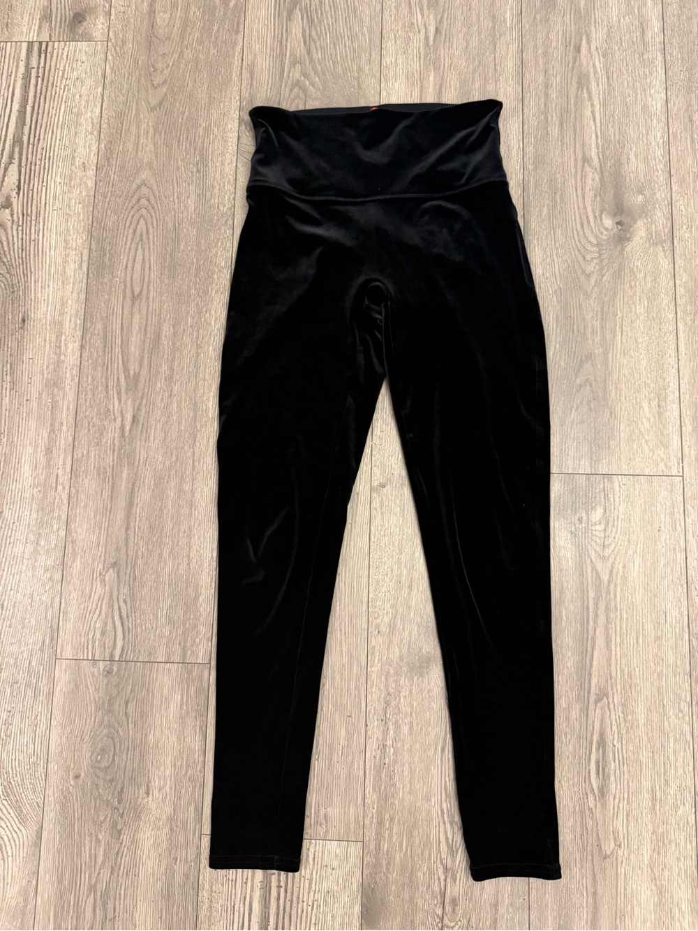 Spanx Black Velvet Women’s Size Large Legging Pants